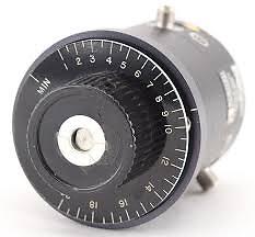 Weinschel 910-20 Manual Step Attenuator, DC-4.2GHz, 0-20dB, 1dB Step, SMA