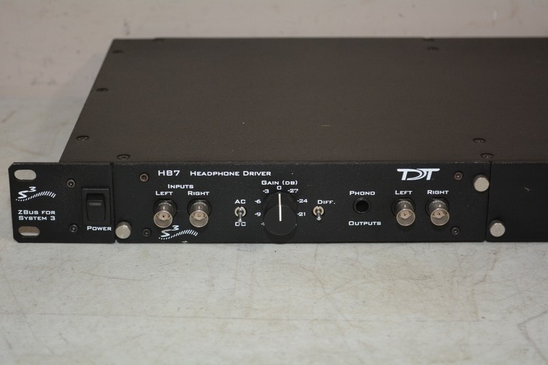 ^ Tucker-Davis HB7 Headphone Driver #D157 gallery
