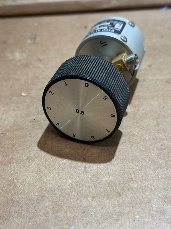Weinschel Model 9512 Step Attenuator gallery