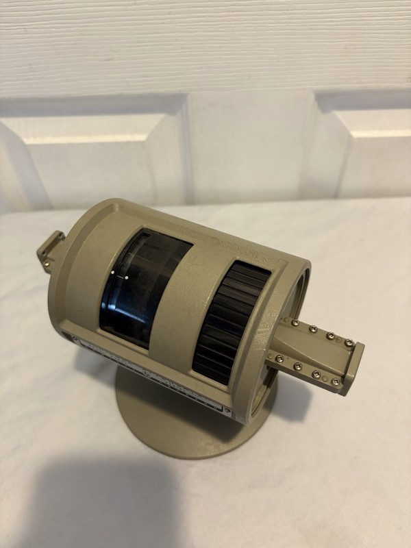 HP K382A (WR-42) 18 to 26.5 GHz 1 Watt Waveguide Variable Attenuator WORKS gallery