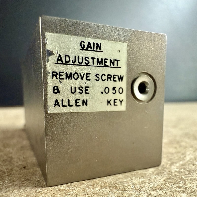 Endevco Charge Amplifier 2640 Vintage Becton Dickinson Test Equipment gallery