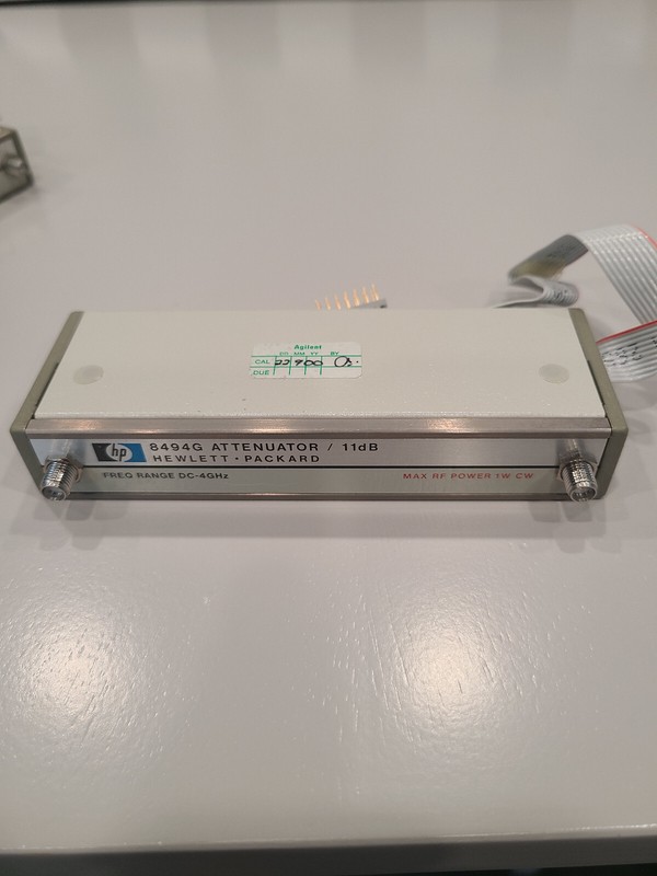 HP 8494G Opt. 002,008,011 Attenuator