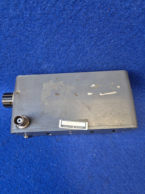 HP 355D VHF Attenuator 0.5 Watt 50 Ohm DC-1000 MHz gallery