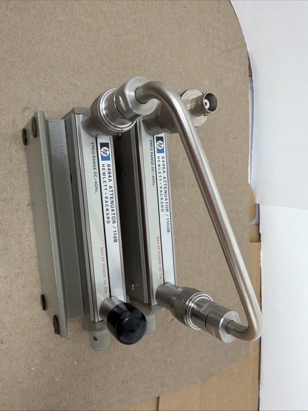 Agilent/HP 8494A 11dB & 8496A 110dB Manual Attenuator Set w/2 Stands 0-121dB gallery