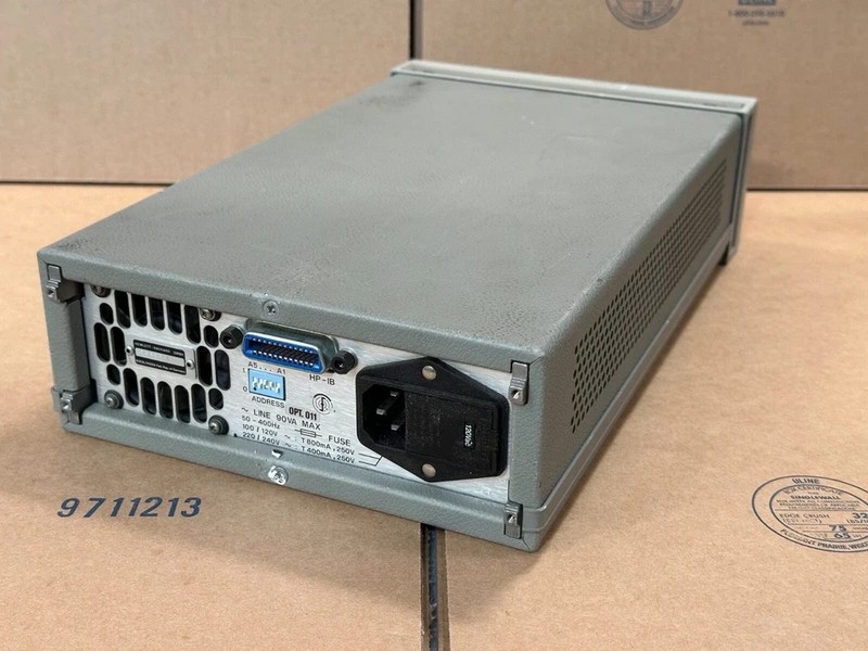HP 8157A Optical Attenuator; Option 011 55664433 gallery