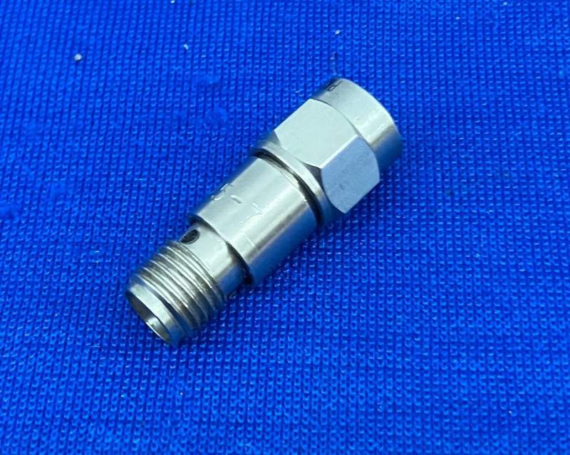 PASTERNACK PE7005-7, 7DB FIXED ATTENUATOR SMA MALE, DIGIKEY# 3985-PE7005-7-ND gallery