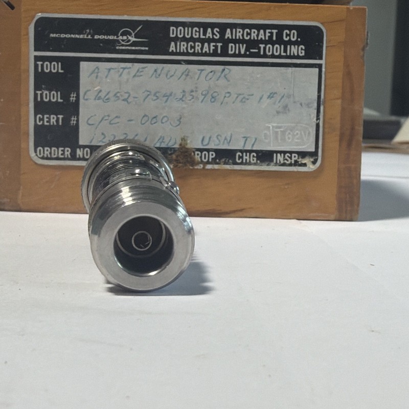 WEINSCHEL Precision Attenuator 10, 20 dB Untested SN: G5935 Douglas Aircraft Box gallery