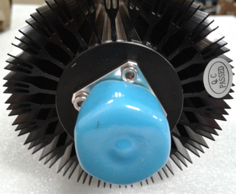 Izzy Industries 4.3-10-M 698 to 3GHz Load 50W gallery