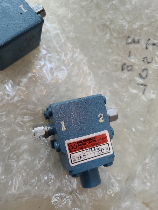 Vintage New NOS Microwave Associates Attenuator Lot Of 4 7L112 gallery