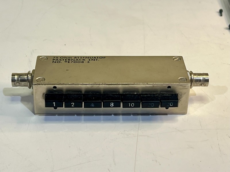 Pasternack Push Button Step Attenuator No. PE7008-3, 75 Ohm, 0-65 dB, 500 MHz gallery