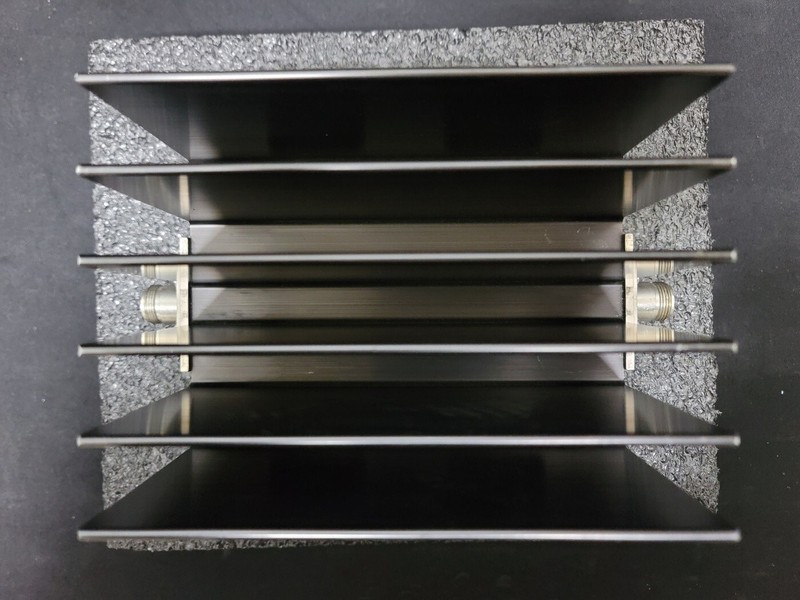 Bird 300-WA-FFN-30: RF Attenuator, 300W 30dB (0137) gallery