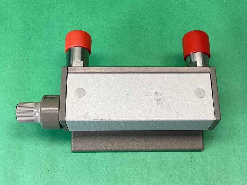 Agilent HP 8495A 0 to 70dB - 4GHz Manual Attenuator + Stand - UNTESTED gallery