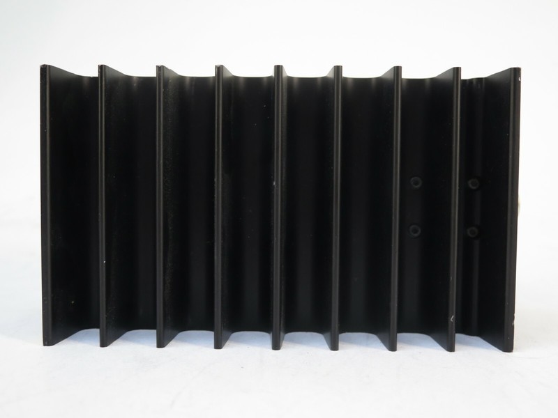 Bird 150-ST-FN 150 Watt, 50 Ohm, 150-ST Series 1 GHz to 3.0 GHz @ 1.25:1 max gallery