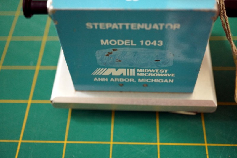 Midwest Microwave 1043 Step Attenuator SMA, DC-18GHz gallery