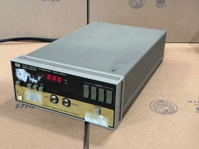 HP 8157A Optical Attenuator; Option 011 55664433