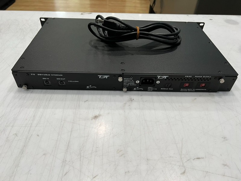 Tucker Davis Technologies RP2.1 Enhanced Real-time processor/HB7 Headphone drive gallery