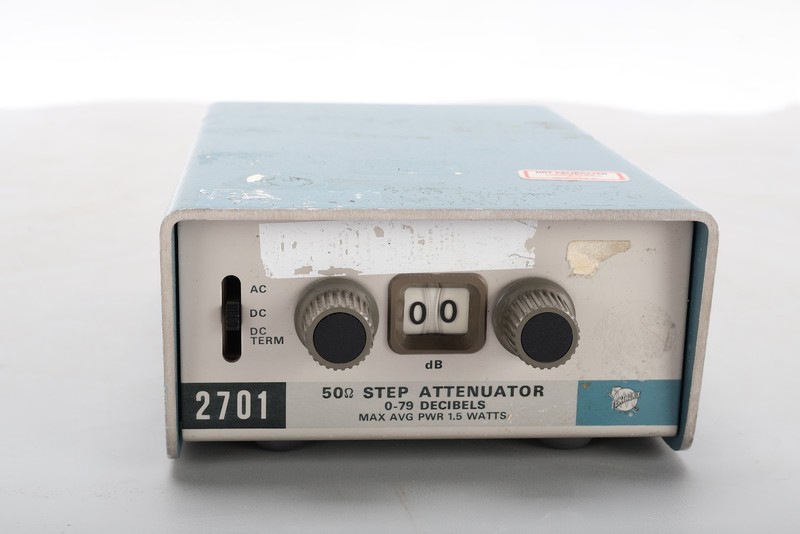 Tektronix 2701 DC to 1 GHz 79 dB 50 Ohm Variable Step Attenuator - Fair gallery