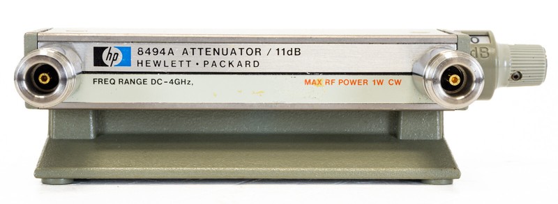 HP Agilent Keysight 8494A Attenuatore 4 GHz 11 dB 1 dB step Attenuator N