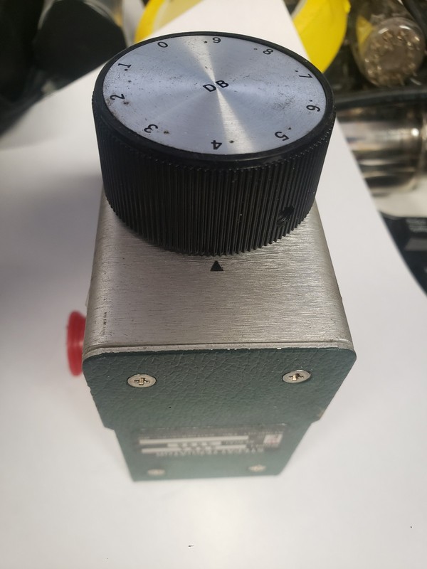Weinschel variable attenuator AF-119A-99-33.98459 / 9524 0-99dB 1dB step 0-18GHz gallery