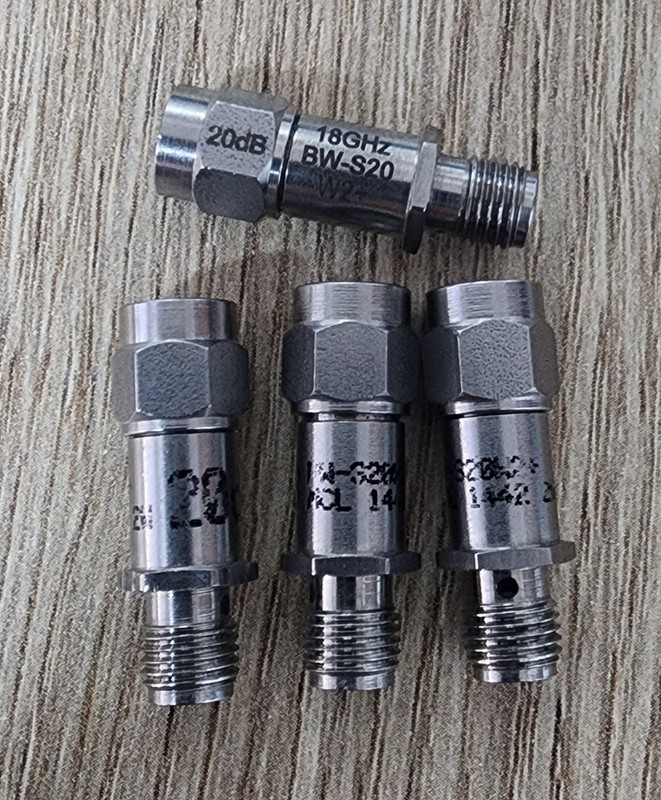 LOT 4x Mini Circuits BW-S20W2+ SMA DC-18GHz 2W/20dB RF fixed Attenuator