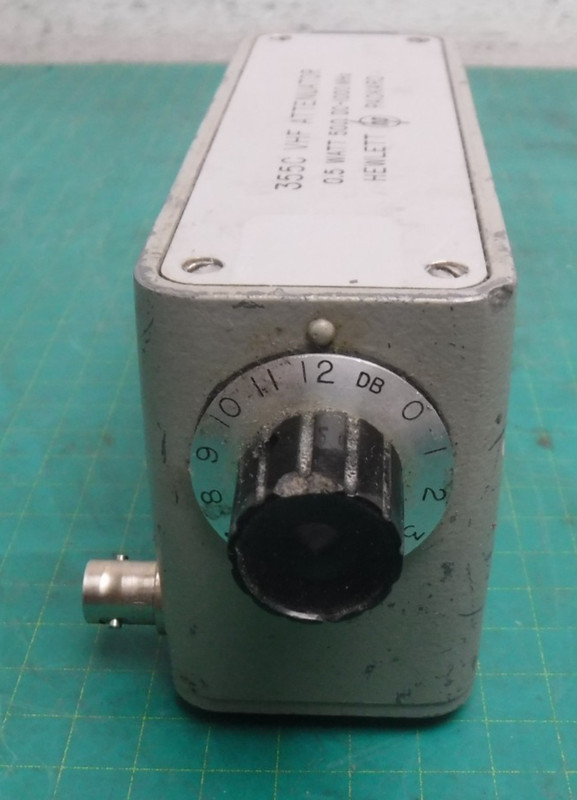 Hewlett Packard HP 355C VHF Attenuator 0.5W 50Ω DC-1000MHz gallery