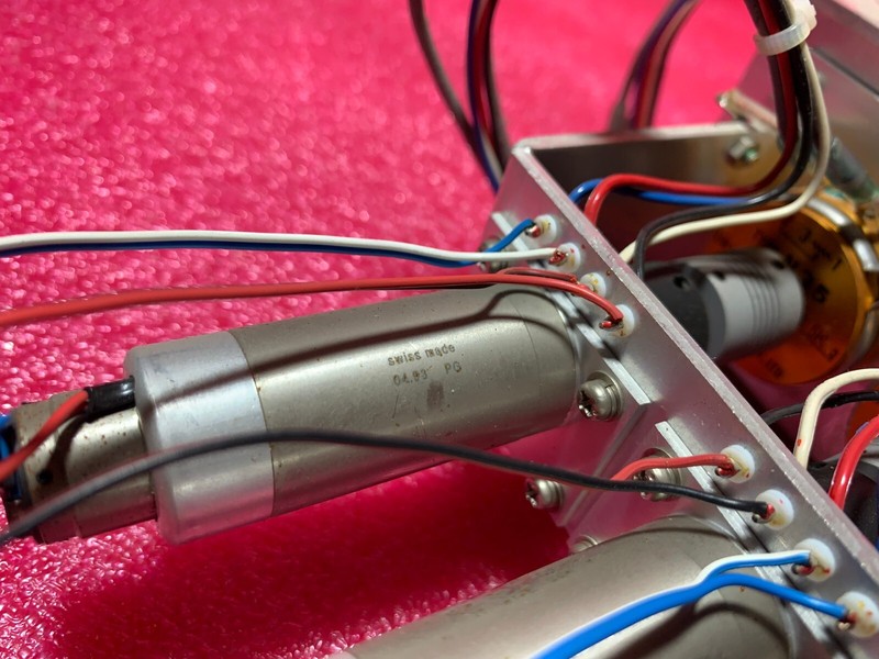 Anritsu PROGRAMMABLE OPTICAL ATTENUTOR MN9611A Motor H39110 JAPAN Type N35 gallery